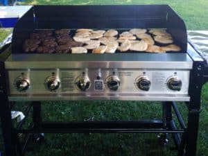 BBQ with meat patties and buns